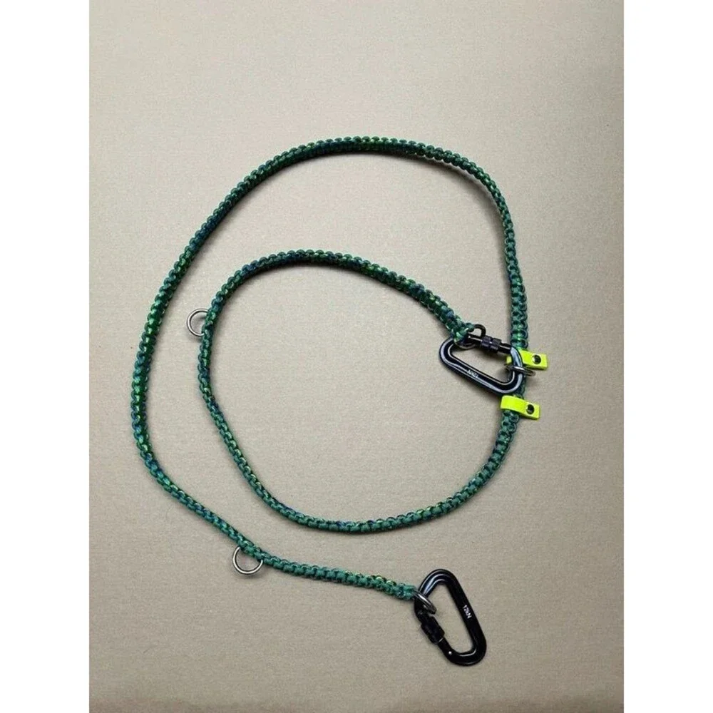 6' Paracord Dog Leash Adjustable Hands-Free w/stoppers and Locking Carabiners